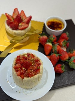 strawberry cake